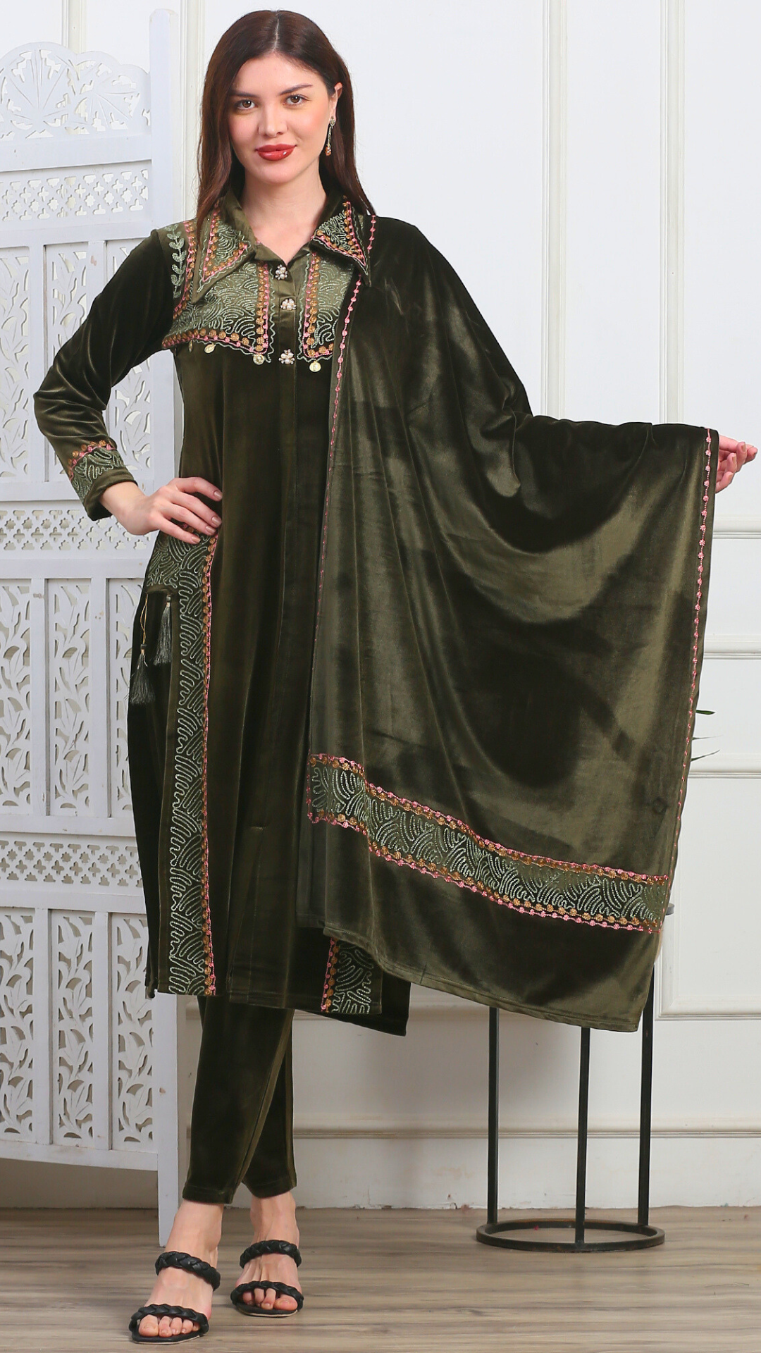 Zeba Velvet Mehndi Suit