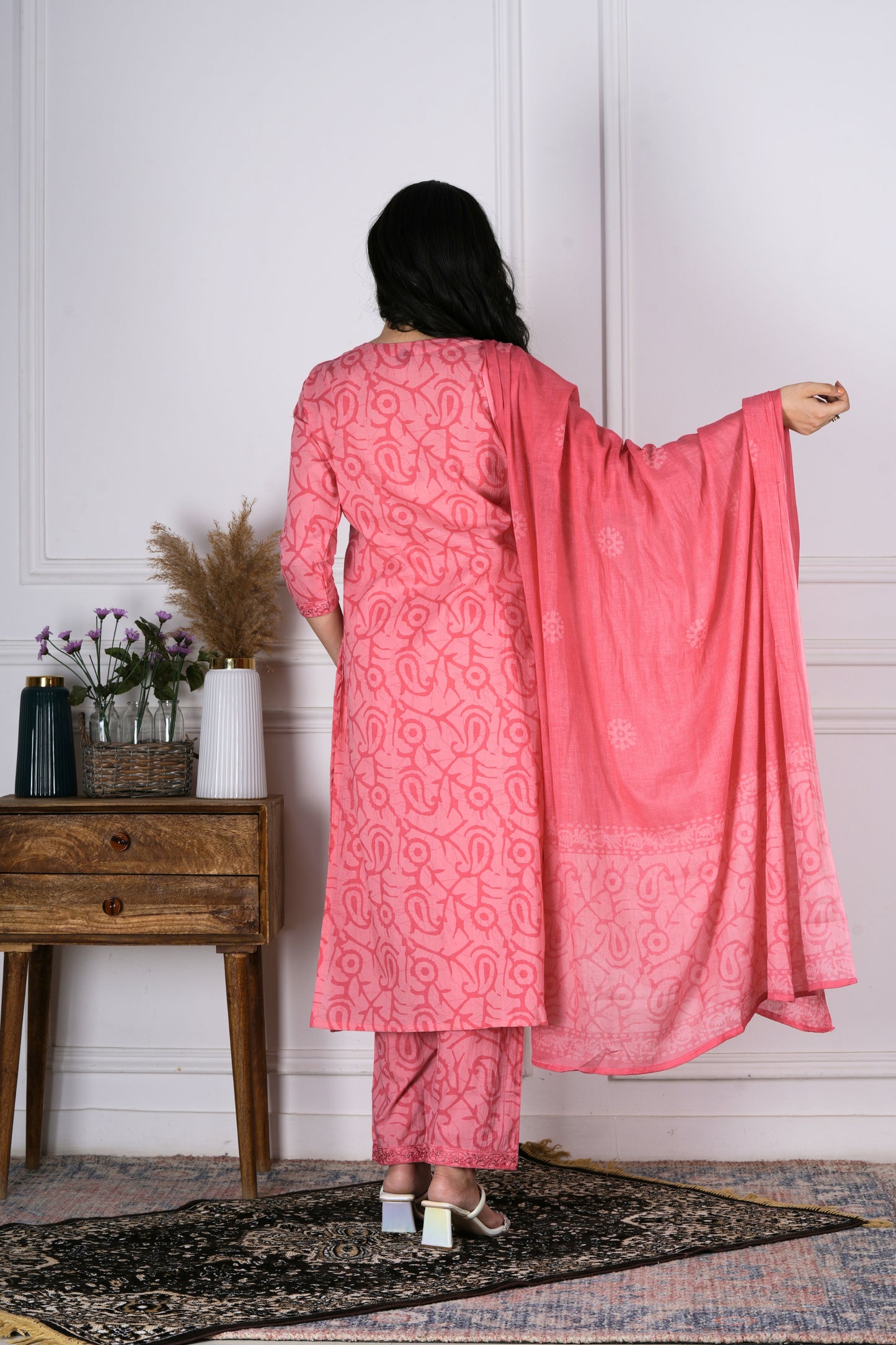 Dhaarini Peachy Pink Batik Cotton Suit Set - Aavarana by Karnika