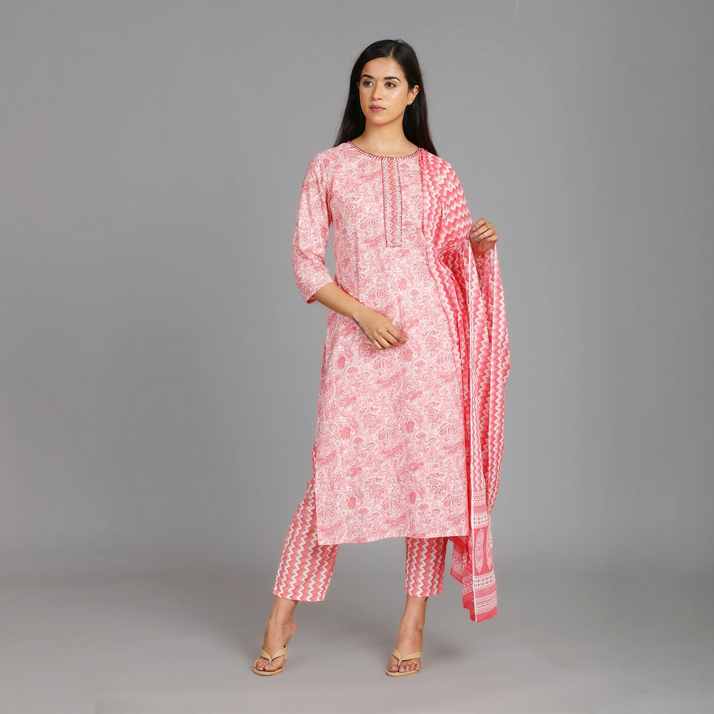 Peach & White Cotton Straight Suit Set– 3pc - Aavarana by Karnika