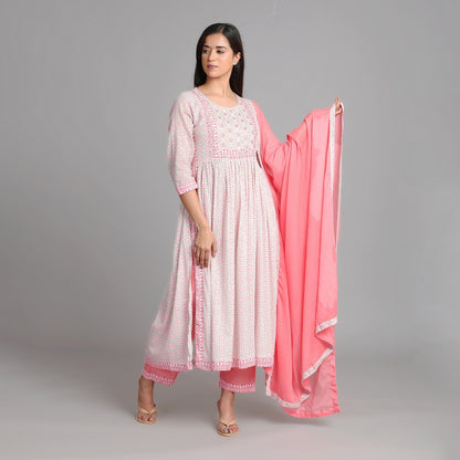 Bhumija Light Pink and White Naira Suit Set– 3pc - Aavarana by Karnika