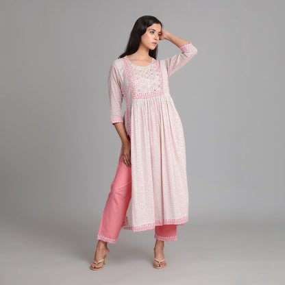 Bhumija Light Pink and White Naira Suit Set– 3pc - Aavarana by Karnika