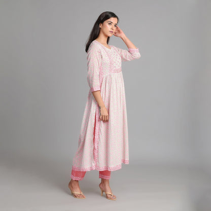 Bhumija Light Pink and White Naira Suit Set– 3pc - Aavarana by Karnika