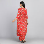 Red-Green Suit - Aavarana by Karnika