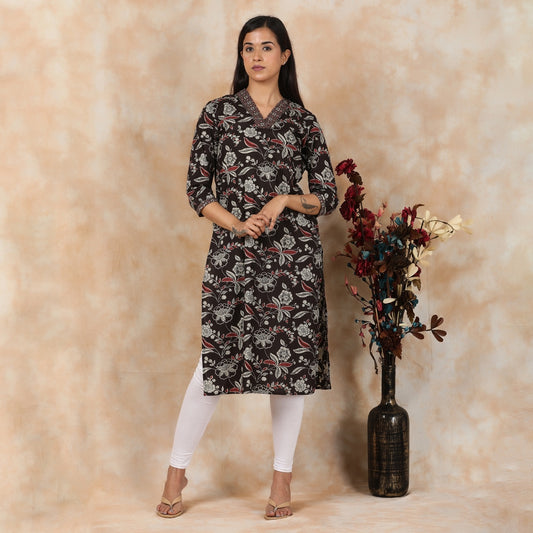 Black Cotton V-Neck Kurta – 1pc - Aavarana by Karnika