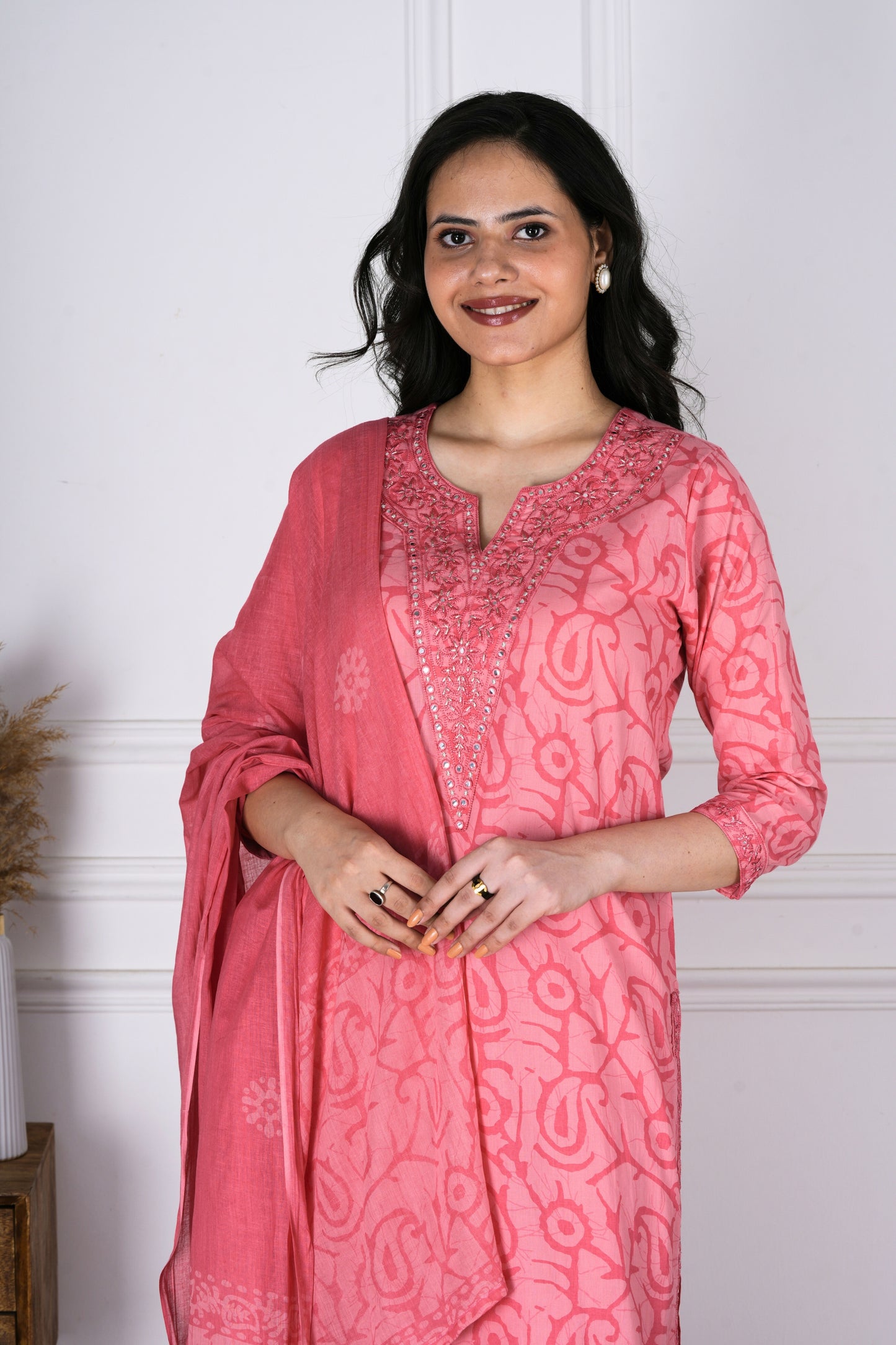 Dhaarini Peachy Pink Batik Cotton Suit Set - Aavarana by Karnika