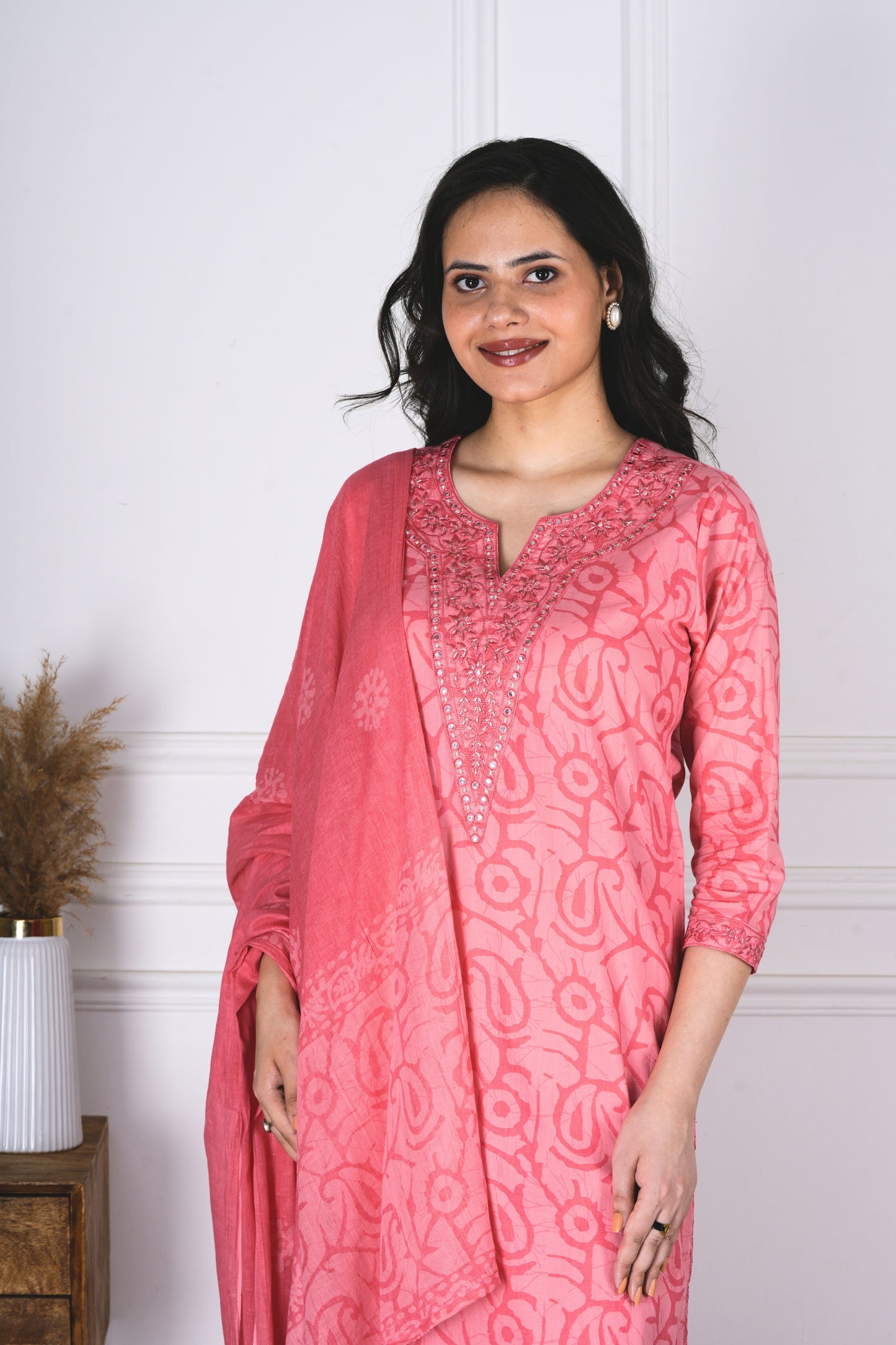 Dhaarini Peachy Pink Batik Cotton Suit Set - Aavarana by Karnika