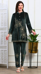 Zarrin Noor Velvet Coord Set