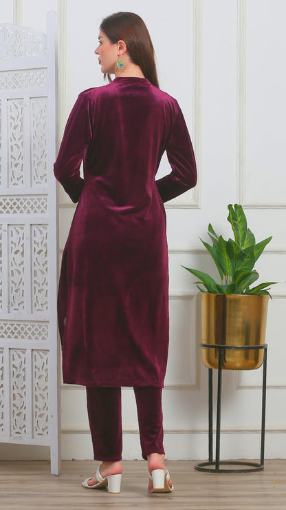 Aara Velvet Suit Set