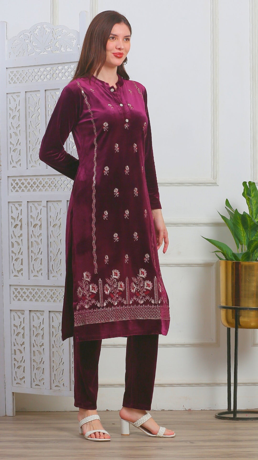 Aara Velvet Suit Set