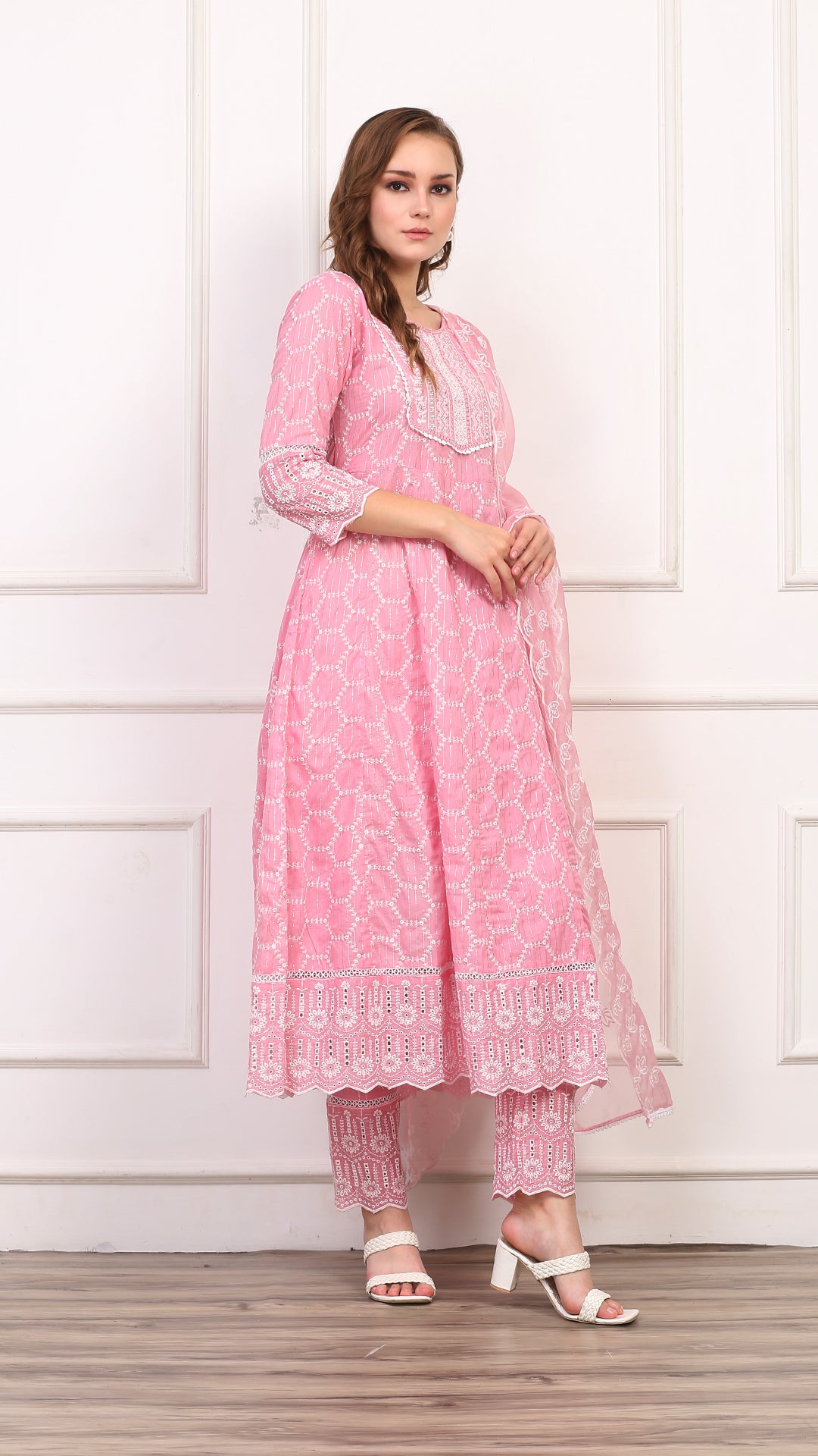 Gulabi Grace Salwar Suit Set