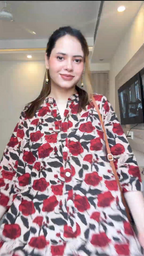 Inhouse Floral Printed Kurta Pant Set