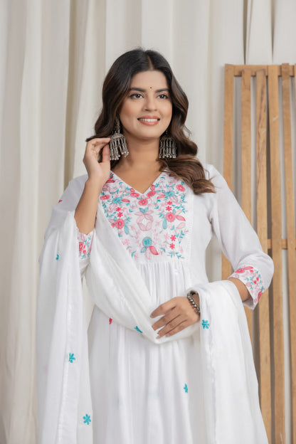 White Floral Embroidered Cotton Co-Ord Set with Dupatta